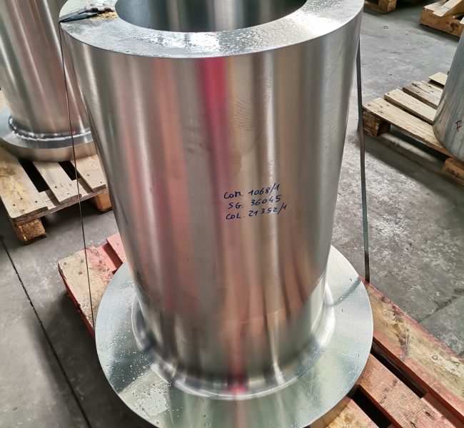 Forged, Naval, Oil shrink coupling in 42CrMo4