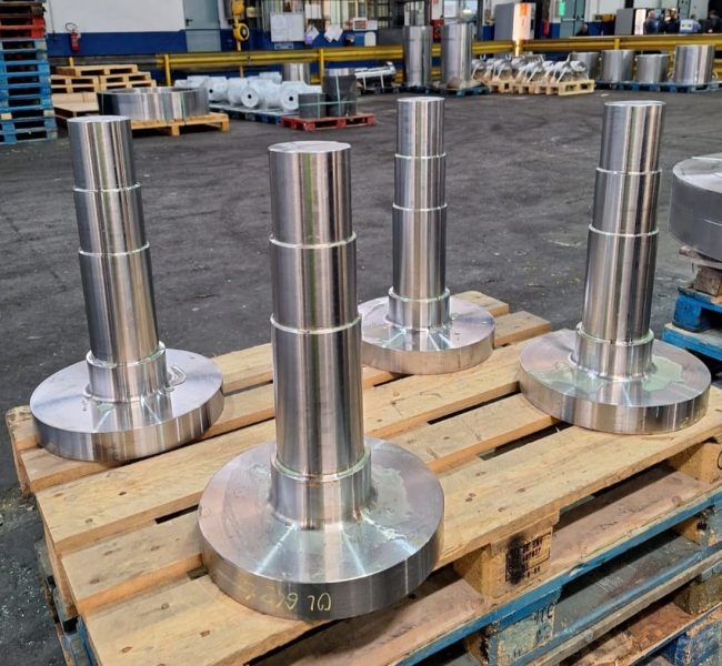 Forged, Naval, Secondary shaft in 42CrMo4